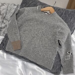 Uniqlo Gray Sweater with Brown Cuffs